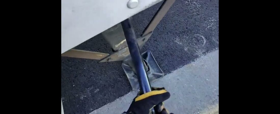 Never Look Like a Girl When Cranking Up The Landing Gear on a Semi Trailer. Always look like a man!