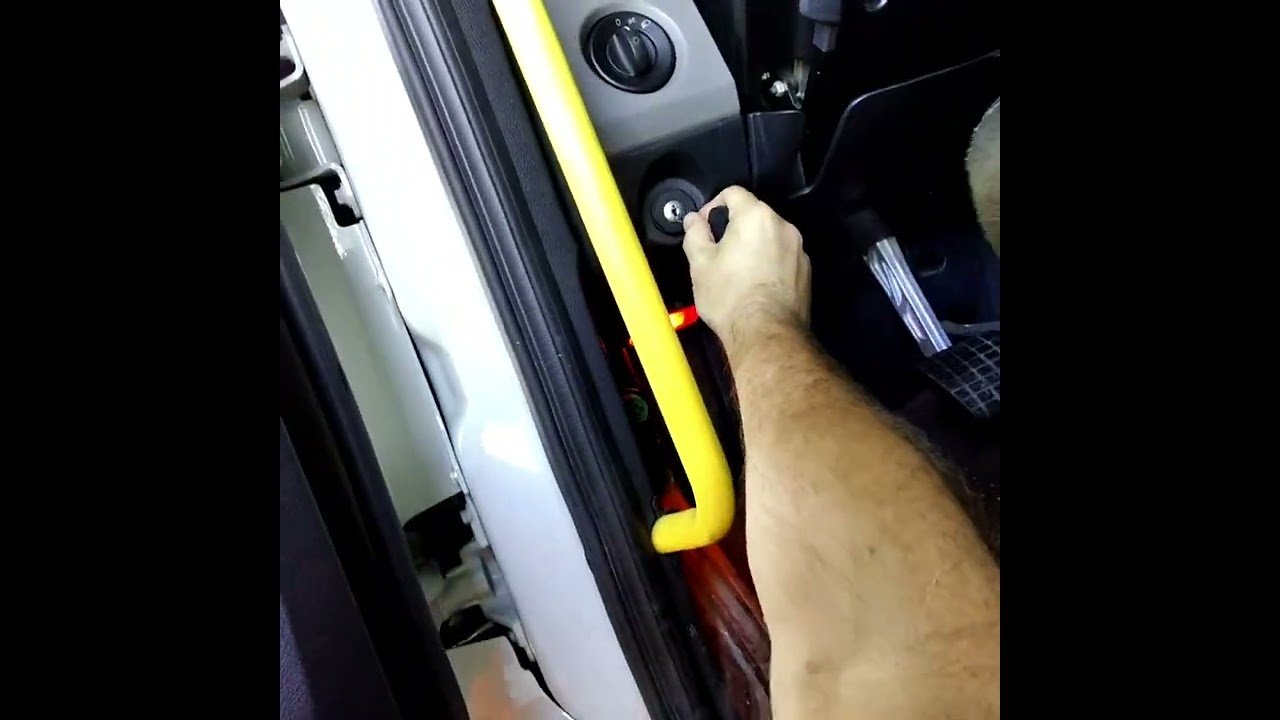 New Gloves, Who Dis? The feeling of NEW GLOVES filled the air as this trucker lives in luxury.