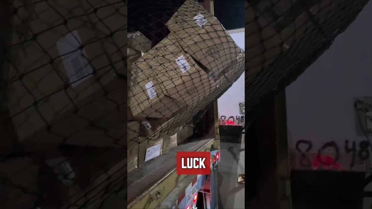 OH NO! YOU WON’T BELIEVE THIS LOAD SHIFTED AND IT’S HANGING OUT OF THE BACK OF MY TRAILER!