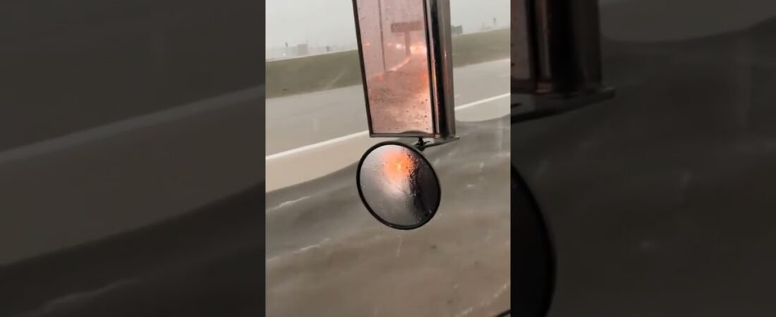 PURE FEAR FROM THIS TRUCKER. They didn’t teach us this in Driver Training! What would you do now?