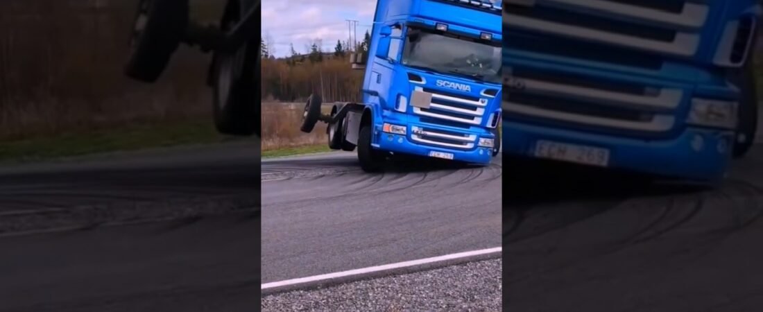 Powerful Trucks Reversing #truck #trucking #driver #drive #review
