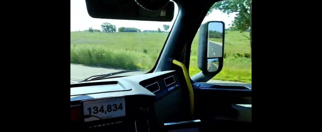 Super Sneaky Cop is trying to hide from speeding drivers on the highway. He is so sneaky!
