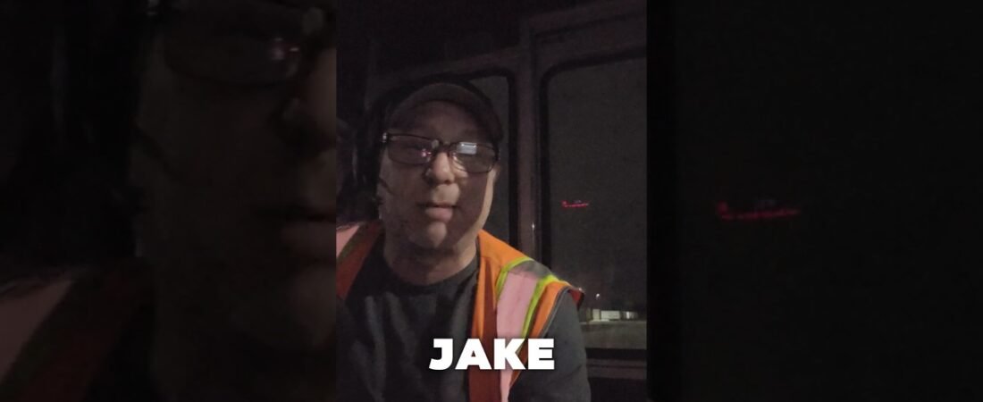 THE LOUDEST JAKE BRAKE ON EARTH!  YOU HAVE TO HEAR THIS!