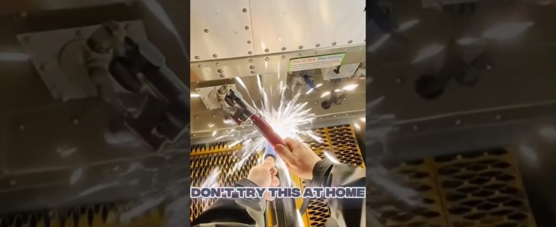 THESE TRAILERS WILL HURT YOU! This is why Truckers wear gloves! FedEx Ground Is Scary!