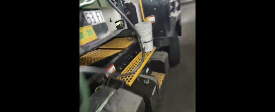 THIS JOB IS TOO HARD! WHY WOULD ANYONE WANT TO DO THIS FOR A LIVING?
