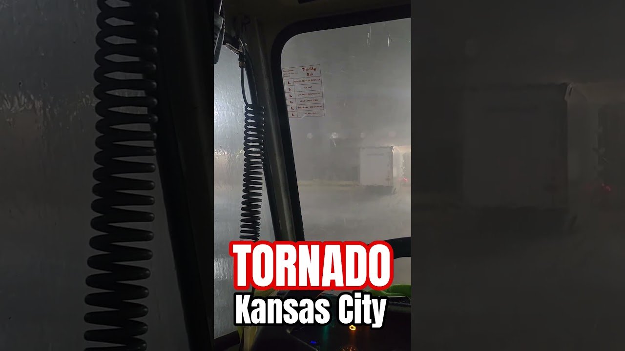 TORNADO HITTING IN KANSAS CITY. IT’S ALL AROUND ME!