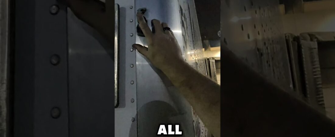 TRUCKER GETS REVENGE ON LAZY DOCK WORKERS WITH ANNOYING DOCK BELLS!