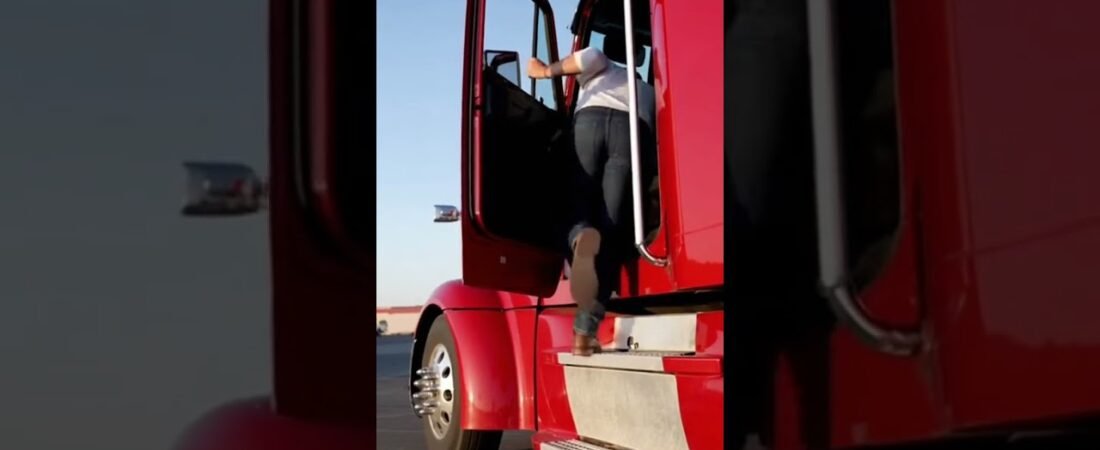 TRUCKING IN 2026 LOOKS LIKE THIS. Truckstop females are thirsty.