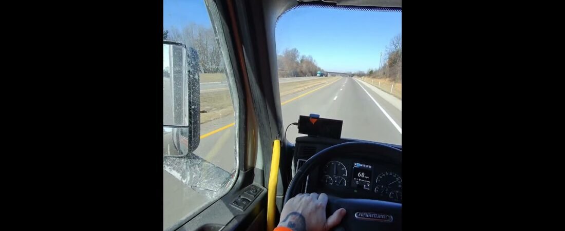 TRUCKING POV. Clean roads, nice and cold. #trucking #trucker #shorts #metaglasses #trucktuber