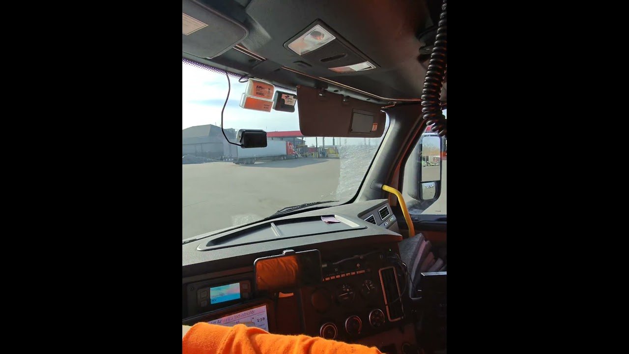 TRUCKING POV. Rich truckers. #trucking #trucker #shorts #metaglasses