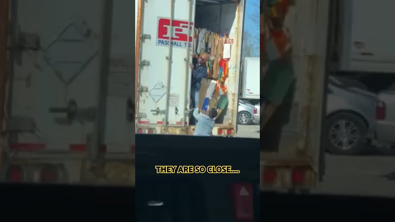 Team Drivers couldn’t open this trailer door