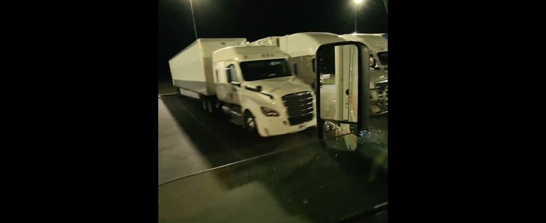This is AMERICAN TRUCKING! Hang out POV with a Old School Trucker.