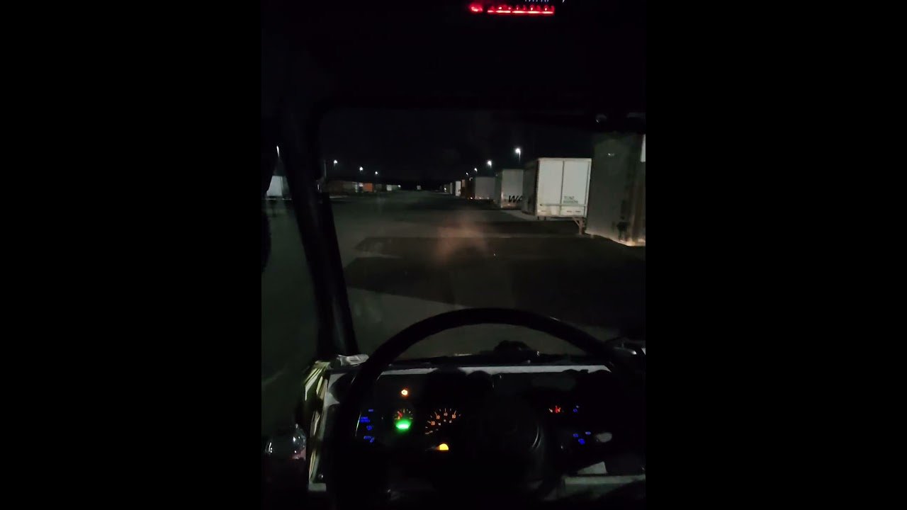 TikTok Shop or Temu? What do Truckers choose when buying stuff online? #bigrigcomedy #companydriver