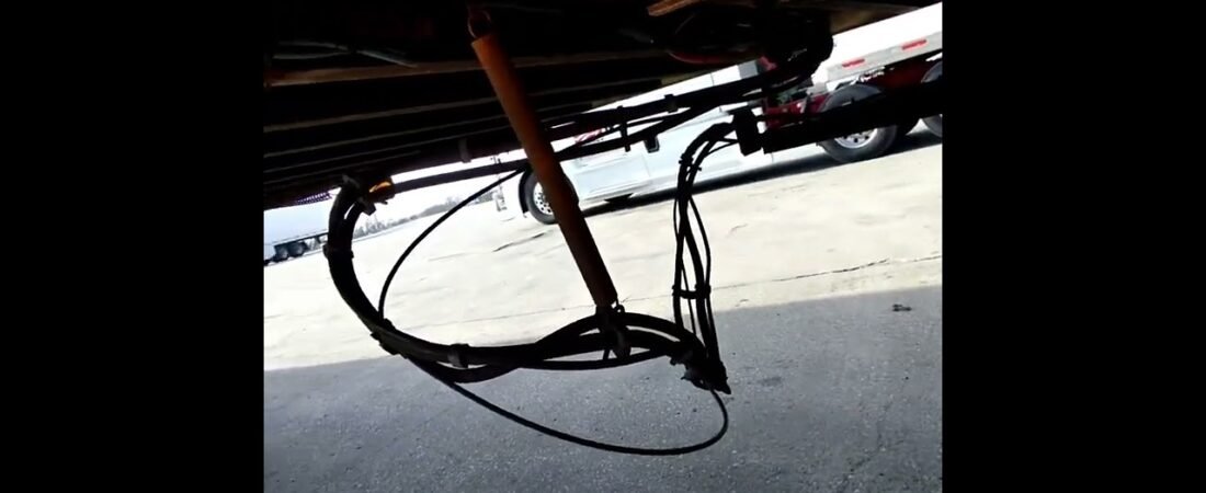 Trucker Demonstrates New ANTI-SMUGGLER Shocker Device installed in his Semi Trailer.