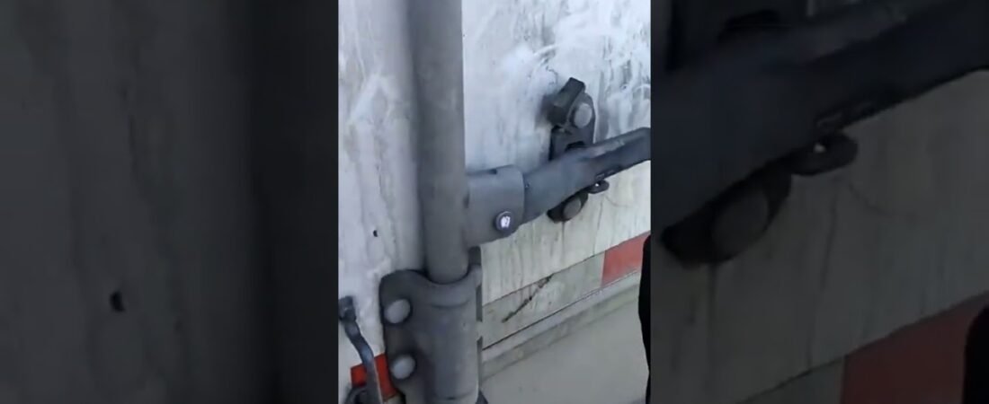 Trucker ELECTROCUTES SMUGGLERS with New Tool to Stop Smugglers inside the Semi trailer.