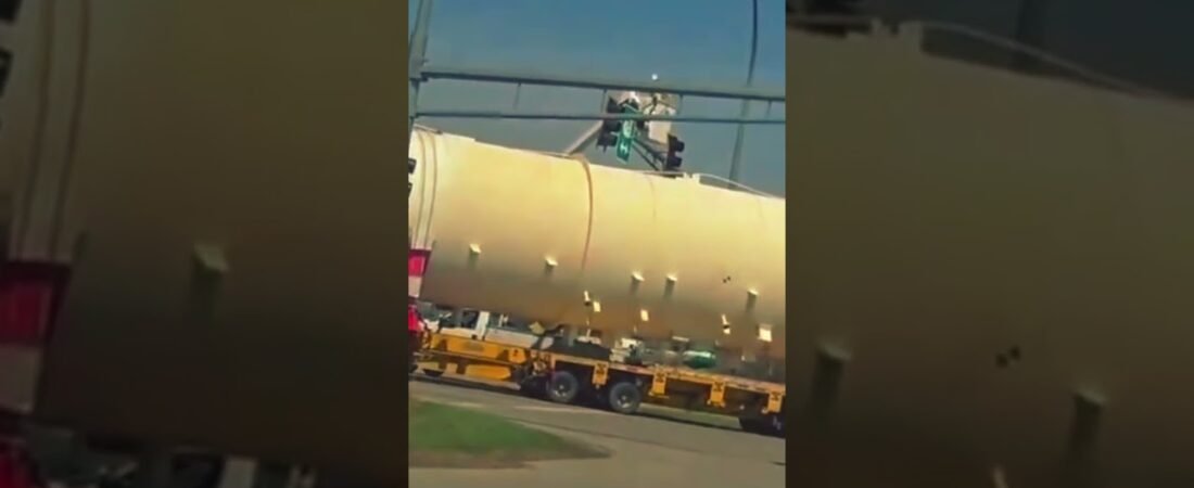 Trucker didn’t even see this lineman until he was already flying through the air.
