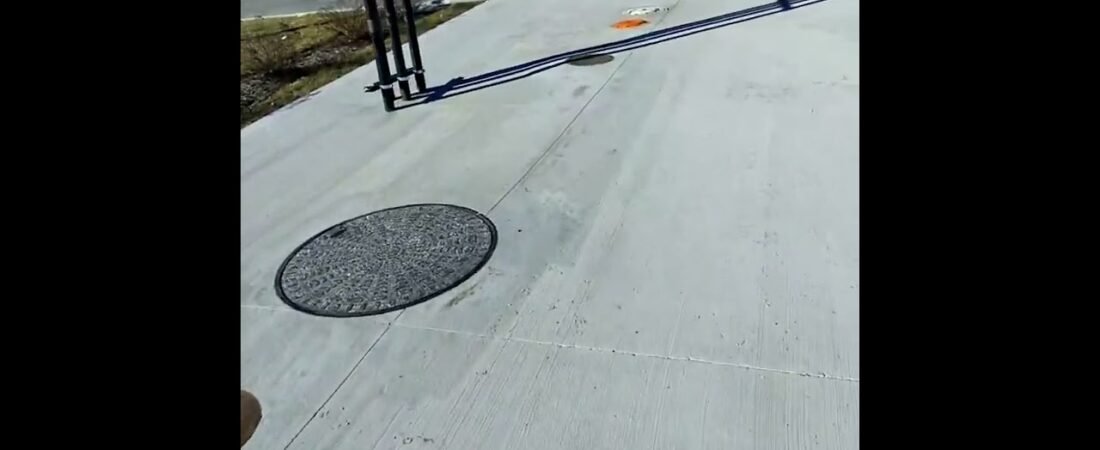 Trucker had ARGUMENT with his SHADOW? They will give anyone a license to drive a Semi Truck.