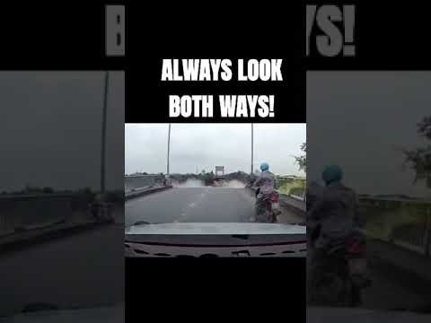 WHEN BRIDGES COLLAPS! This happens every day in America.