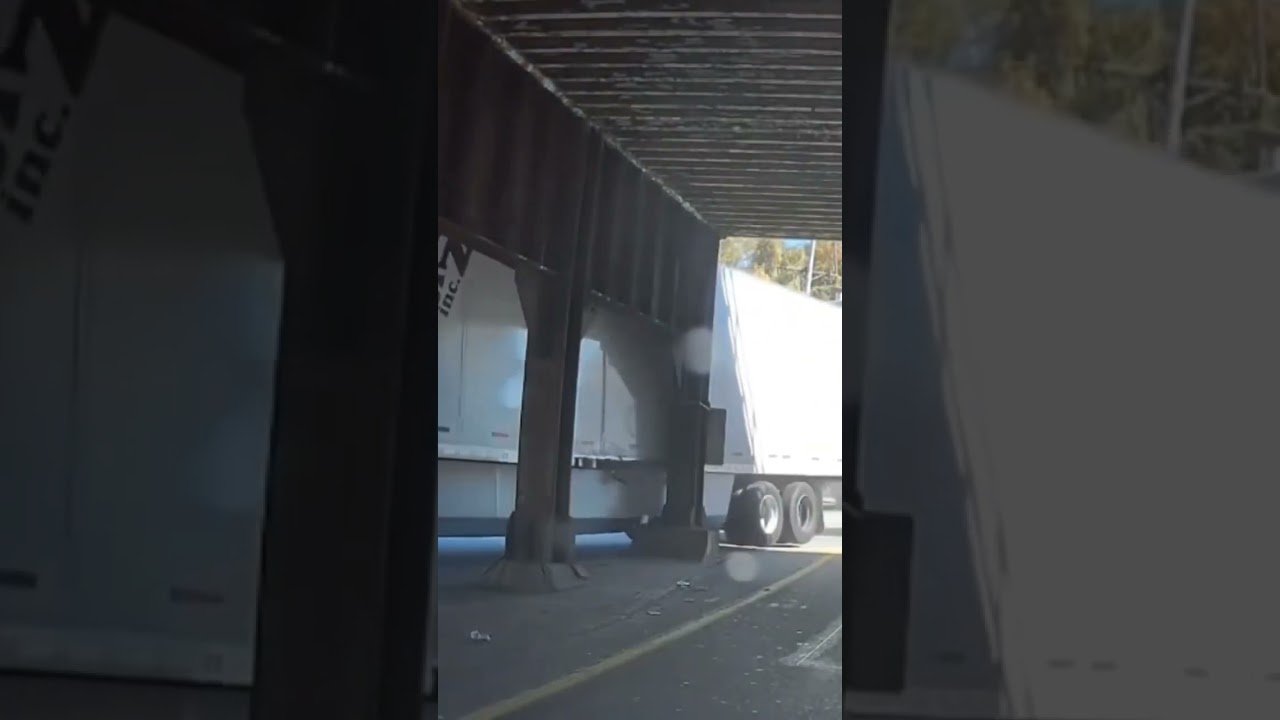 We all do this. Some drivers are just better at it than you are. This trucker is the best at it.