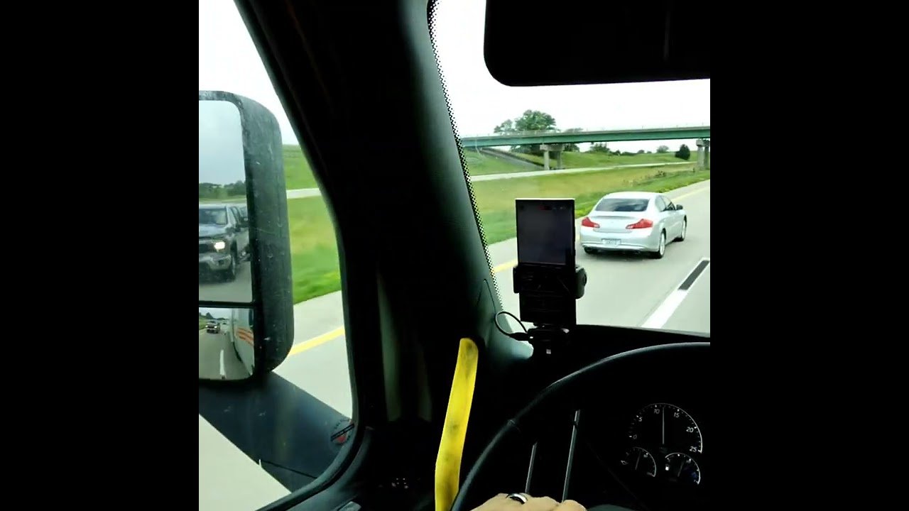 “Why so close???” Why do cars have to get over so soon after passing Big Rigs? Don’t they know?