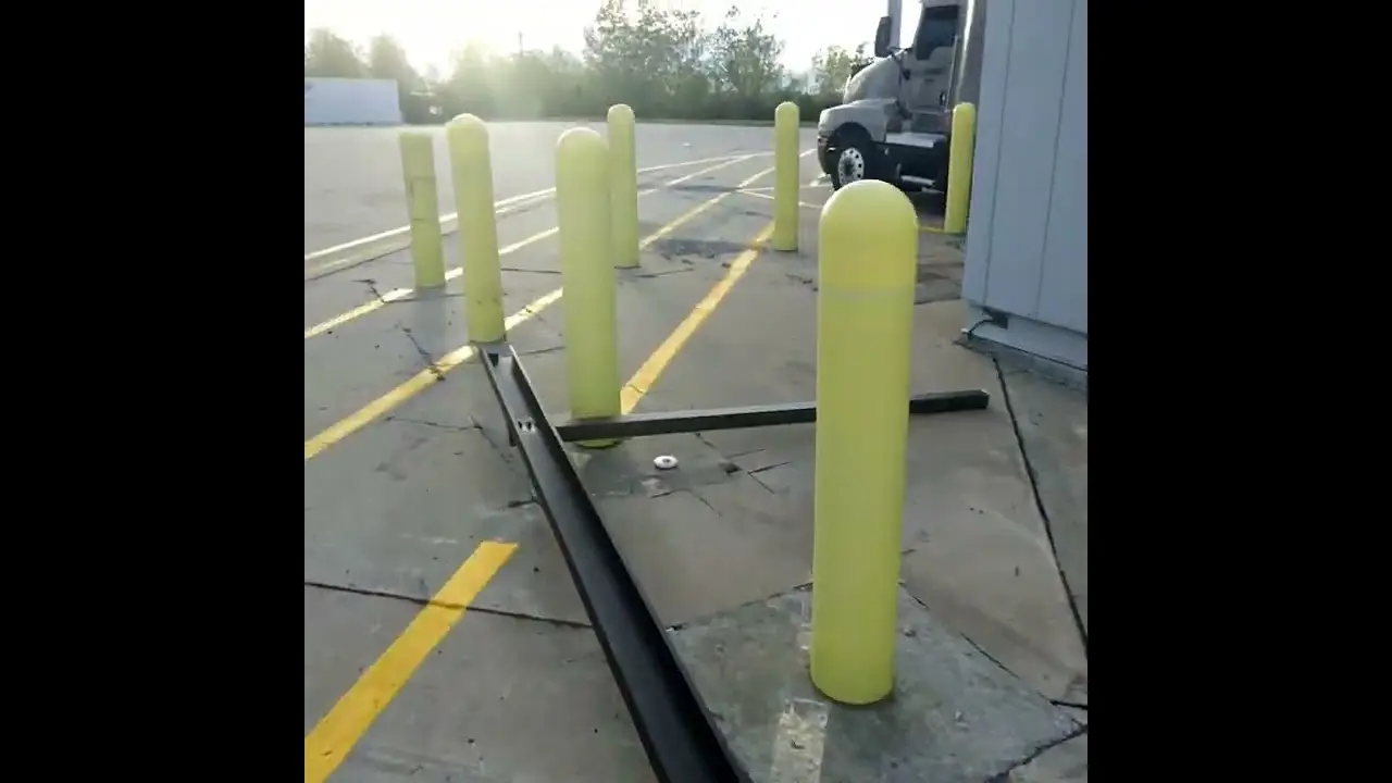 You won’t believe it! Lot Lizards 🦎 in 2024. Truck Stop in America like you’ve never seen it.