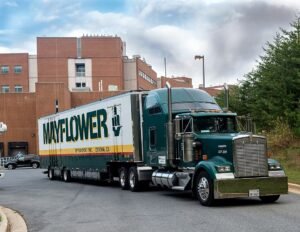 Rig photo — Kenworth W900 — A classic rig that turns heads