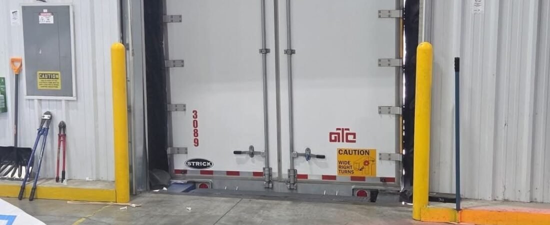 Dock guys texted me this and asked if I can pull out and open the doors… should I just relax till they knock?