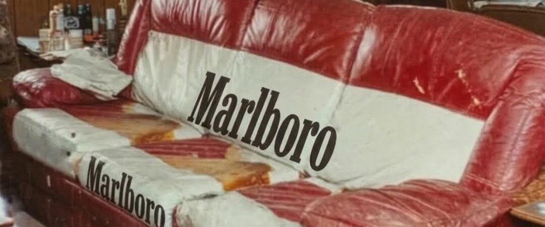 ONLY A REAL TRUCKER WOULD HAVE THIS IN HIS LIVING ROOM.
