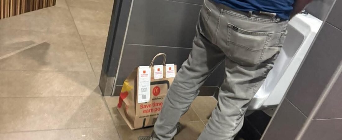PITSTOP BEFORE DELIVERY. SORRY DRIVER, HE NEEDED TO GO. YOU JUST GOTTA WAIT!