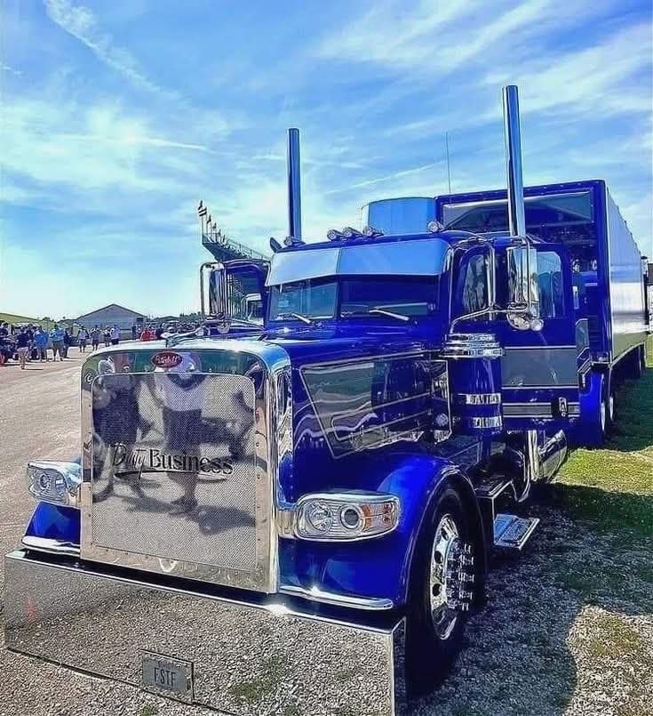 So blue, even the sky is jealous 💙🩵💪