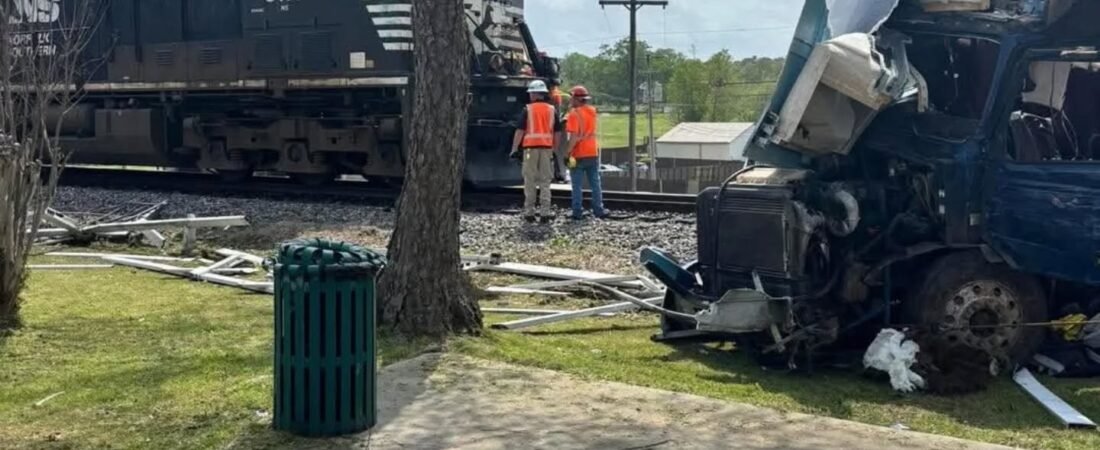 Trucker’s ETA meets the train schedule… ⏰🚧 Stay alert!