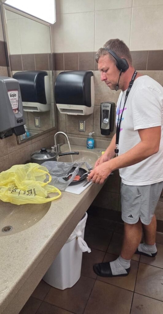 WASHING DISHES OR WASHING FEET. Which one is worse?
