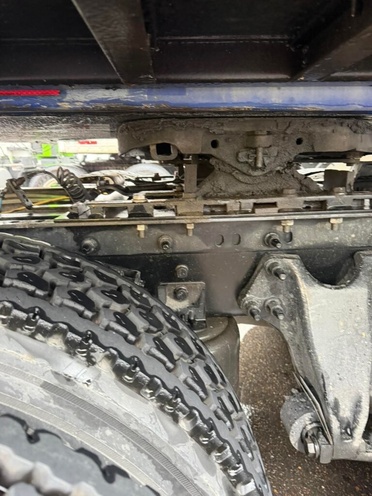 WHY WOULD SOMEONE STEAL MY 5TH WHEEL HANDLE???