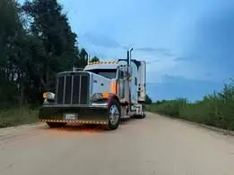 Rig photo — Truck Stop