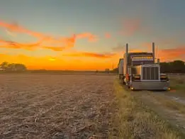 Rig photo — Truck Stop