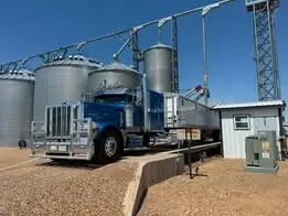 Rig photo — Truck Stop
