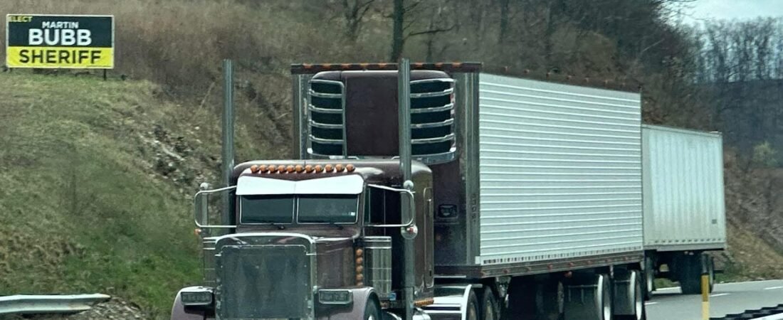 🚛💨 “Stackin’ miles 🛣️📦 #OTRLife